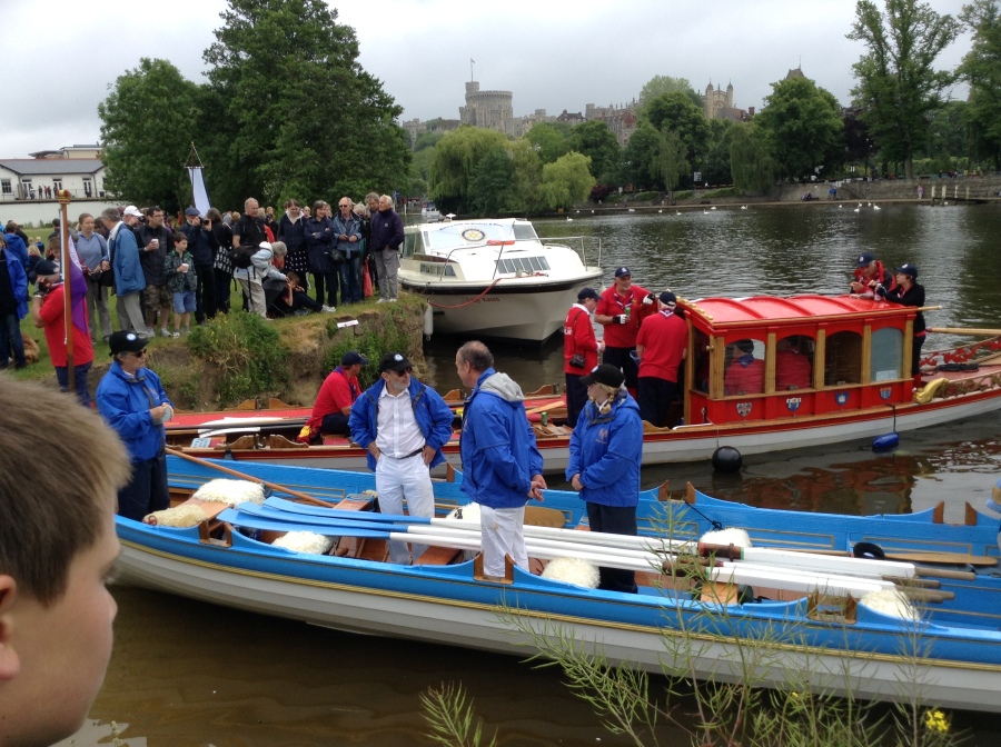 boats land at the broccas to deliver magna carta